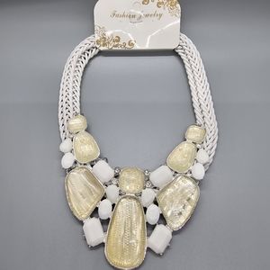 Fashion Jewerly White Braided Cord Silver Gem Bib Necklace